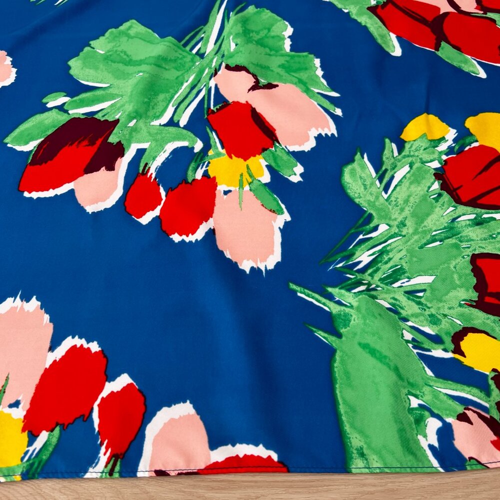 Vintage 80s Colorful Picasso-Inspired Floral Print Square Head or Neck Scarf - Picture 12 of 14